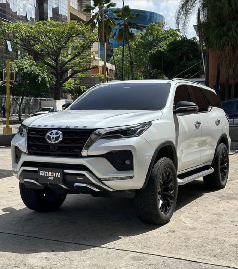 Varian SUV Toyota Batam