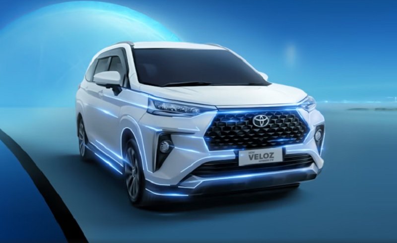 Keunggulan Toyota Veloz Hybrid untuk Mobil Harian di Batam